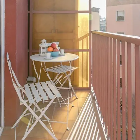 Canela Homes Cozy Apartment Barcelona